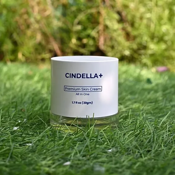Bounty Bliss Cindella Plus Glutathione Korean Cream Dark Spot Remover skin feel softer & brightening For All Skin Types 30 GM — photo 3